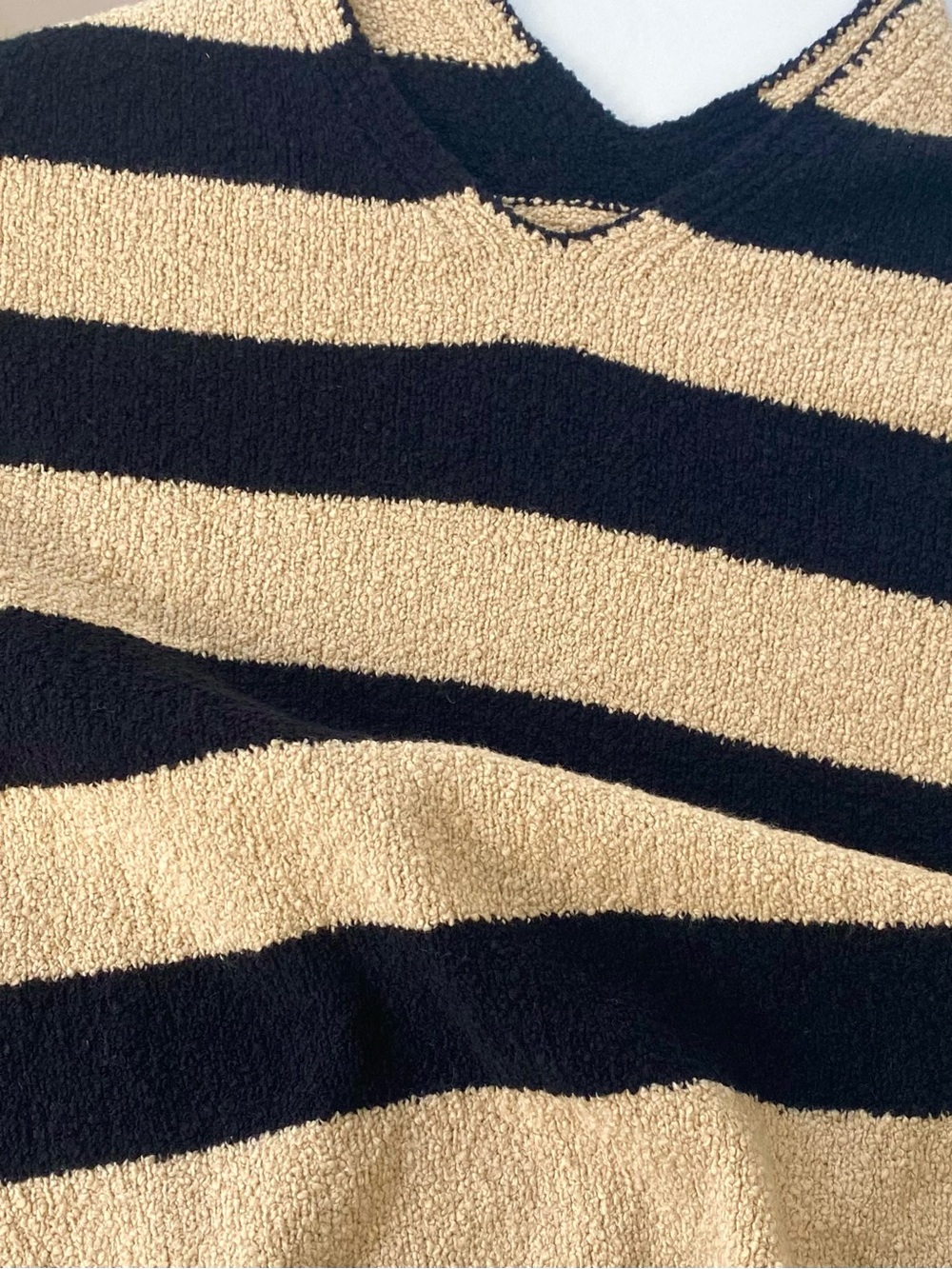 Nation LTD NWOT Carmine Bouclé Stripe Pullover V Neck Sweater, Size S - Picture 8 of 8